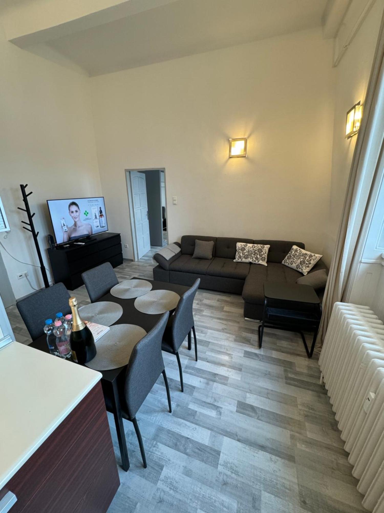 Budapest Panorama Residence ภายนอก รูปภาพ